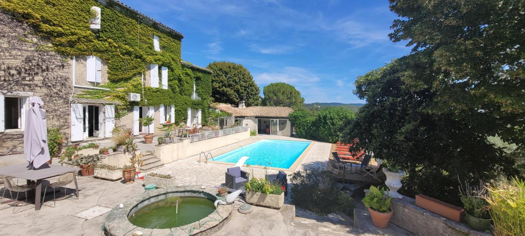 Le Domaine Du Soulier -Gite Et Chambres D'Hotes - La Maison Du Gardien Tornac Buitenkant foto