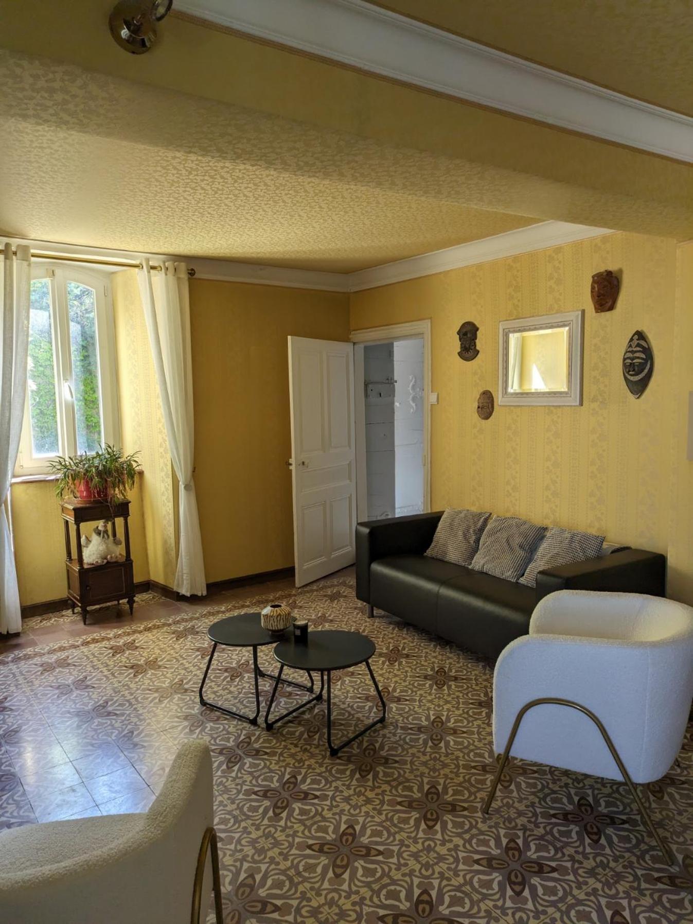 Le Domaine Du Soulier -Gite Et Chambres D'Hotes - La Maison Du Gardien Tornac Buitenkant foto